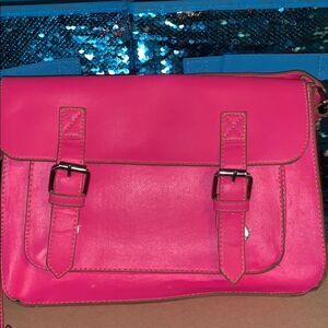 Neon pink bag‎